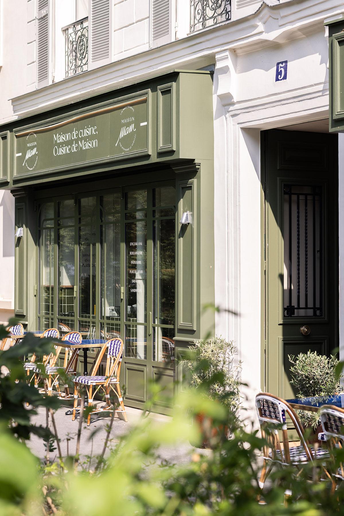 1.75 Paris – Séjournez dans appartements et hôtels élégants - Séjourner aux Invalides : élégance parisienne et saveurs étoilées