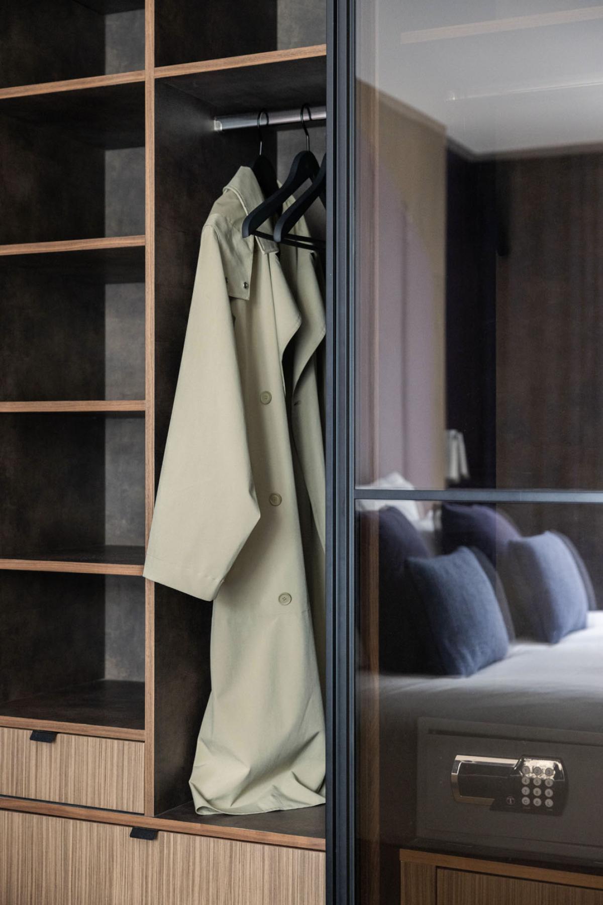 PIV 25m2 Suite / 1.75 La Source – Appartements élégants au coeur de Paris