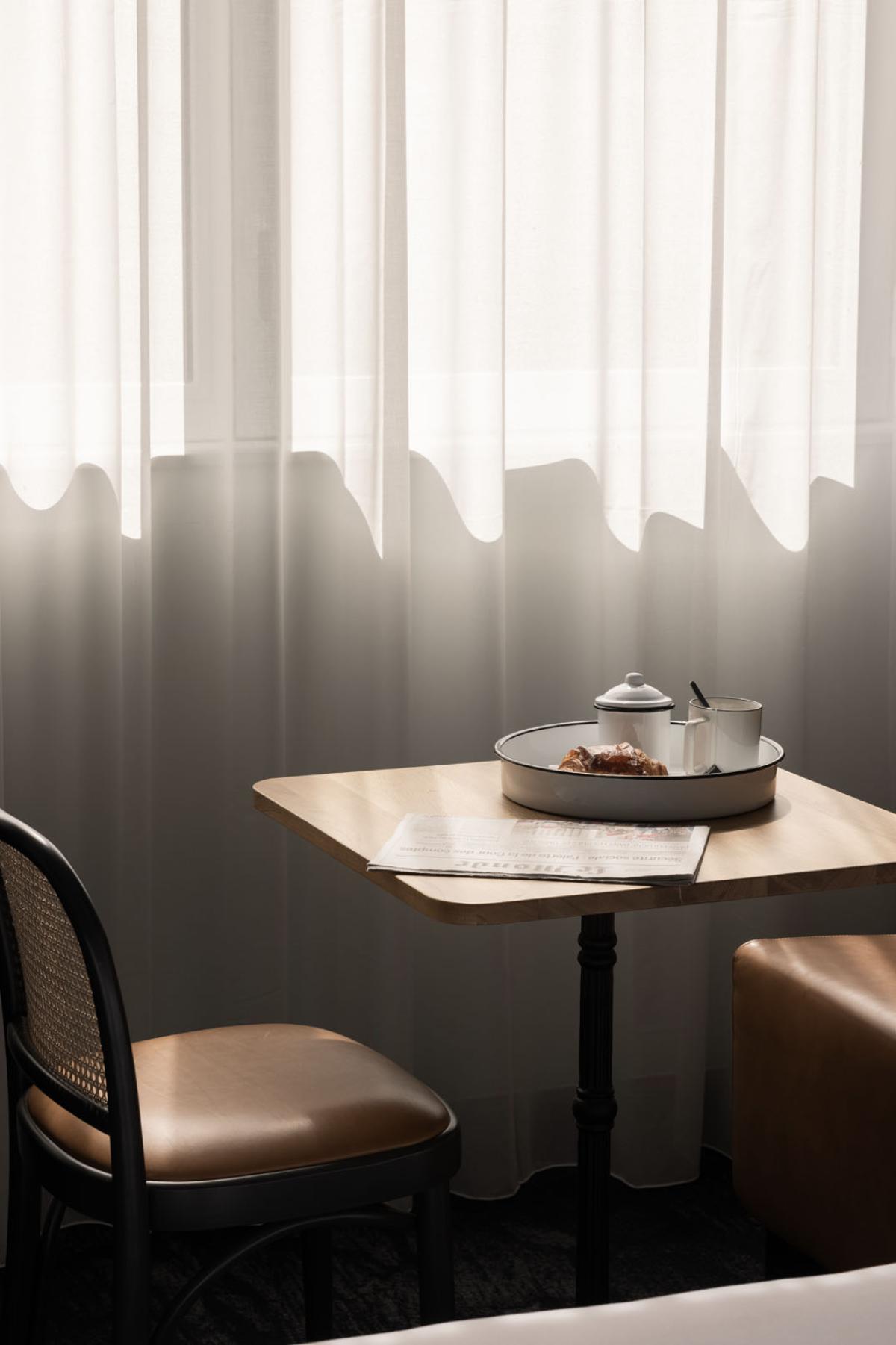 Standard / 1.75 Le Charme – Hôtel design Paris 13, chambres, bistrot & bar