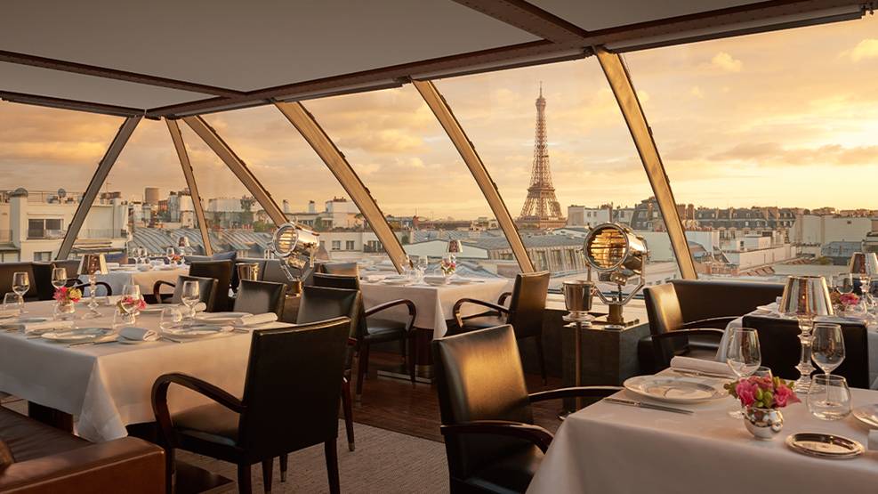  L'oiseau blanc Peninsula Hôtel Paris, the ideal restaurant for a business dinner